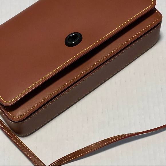 Coach Saddle Leather Turnlock Crossbody Dinky 1941 NWT - Picture 4 of 8